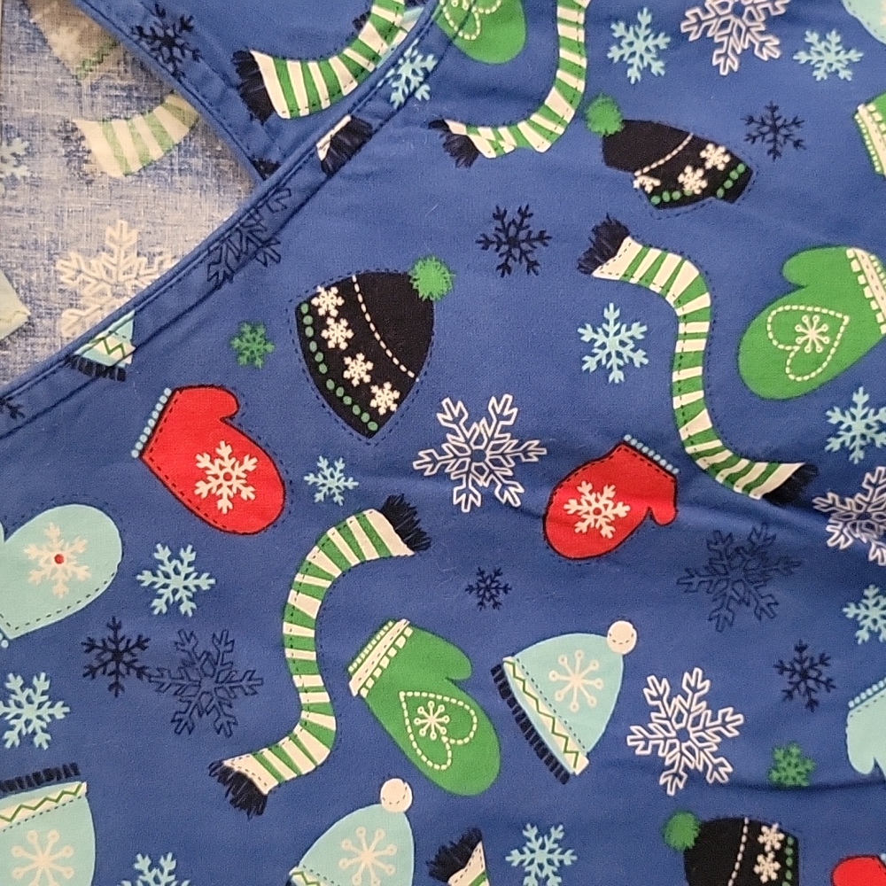Scrub Top - Picture 4 of 4